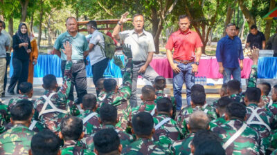 Kunjungan Komandan Korps Marinir Ke Sarang Petarung di Gedangan