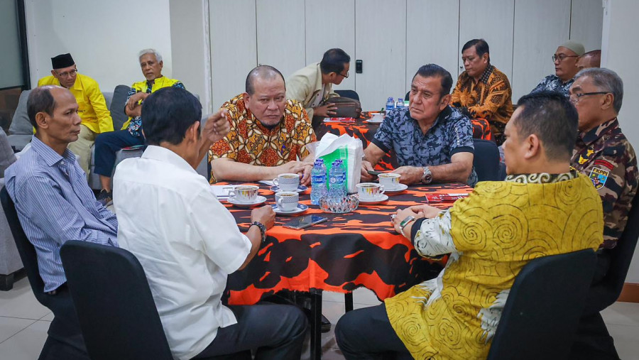 Tuntutan Pemuda Pancasila, FKPPI, dan PPM untuk Mengembalikan Sistem Bernegara ke UUD 1945 Naskah Asli dalam Kunjungannya ke MPR