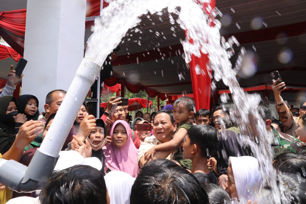 Diluncurkan di Banyumas, Prabowo Mengesahkan 16 Lokasi Bantuan Sumber Air Bersih di Lima Daerah Jawa Tengah