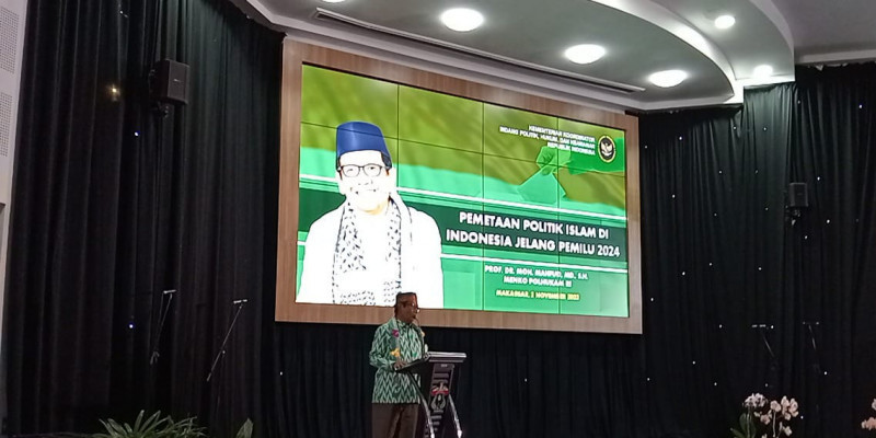 Mahfud MD Ajak Pemuda Siapkan Diri Sebagai Pemimpin Bangsa Melalui Pembukaan NLC ICMI