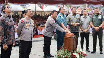 Jenderal Polisi Hoegeng sebagai Suri Tauladan bagi Generasi Penerus