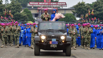 Entry Briefing Dankormar: Bersama-sama Kita Angkat Bendera Marinir