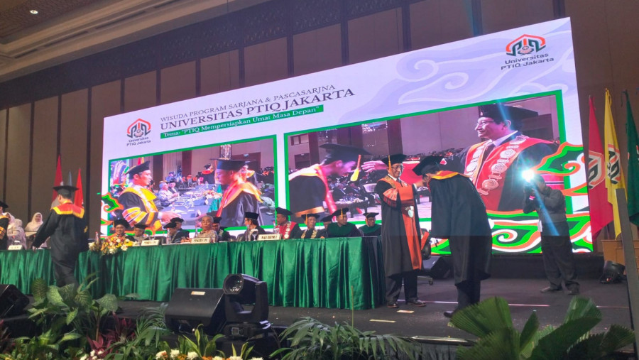 Wisuda Sarjana, Magister, dan Doktor di PTIQ Jakarta