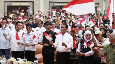 Menteri Pertanian Amran Dorong Semangat Penyuluh dan Petani di Jawa Timur untuk Meningkatkan Produksi Padi dan Jagung