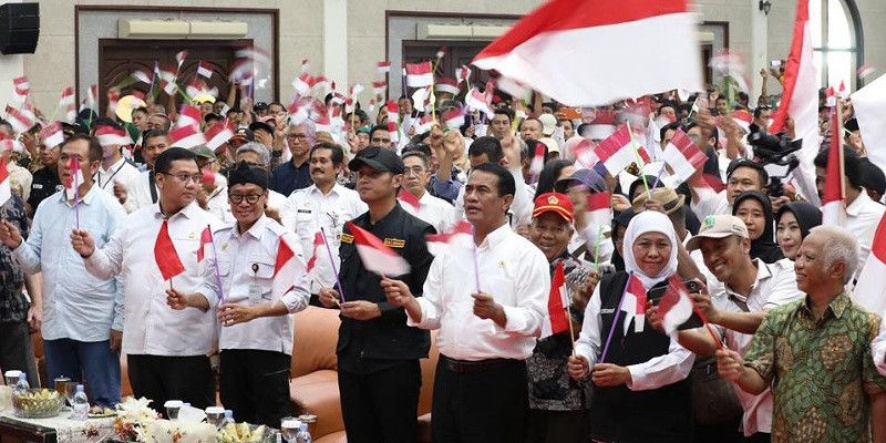 Menteri Pertanian Amran Dorong Semangat Penyuluh dan Petani di Jawa Timur untuk Meningkatkan Produksi Padi dan Jagung