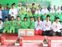 Korem 052/Wijayakrama Mengadakan Santunan bagi Anak Yatim dan Kaum Dhuafa di Yayasan Ponpes Ash-Shoulatiyah Nahdlatul Wathan