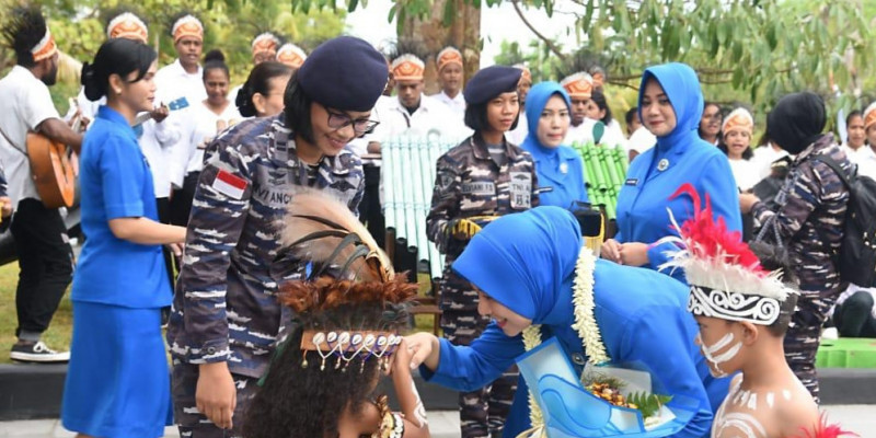 Jalasenastri Melakukan Kegiatan Bakti Sosial di Biak Papua sebagai Bentuk Peduli Terhadap Sesama