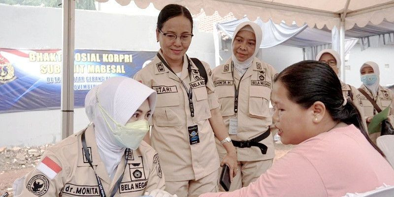 Peringatan HUT ke-52 KORPRI TNI AL dengan Giat Bakti Sosial di Bantargebang