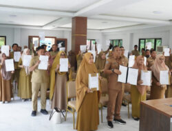 Pemerintah Daerah di Seluruh Sulawesi Barat Menandatangani Ikrar Netralitas Pegawai Negeri Sipil dalam Menghadapi Pemilihan Umum 2024