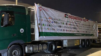 Dompet Dhuafa-IHA Mengawal Truk Bantuan Kemanusiaan seberat 176 Ton Menuju Gaza