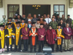 Prof. H. Ismet Mendorong para Wisudawan STAI untuk Tetap Menjaga Marwah UISU