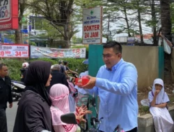 Prabowo-Gibran Berikan Program Virgandhi Bagikan Susu dan Makan Siang Gratis