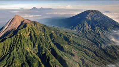 Gunung Marapi di Sumatera Barat Meletus Mencapai Ketinggian 3000 Meter