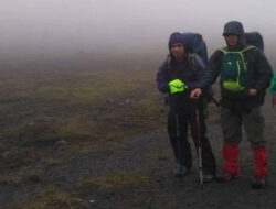 Bertemu Wanita Berpakaian Putih Panjang di Gunung Gede