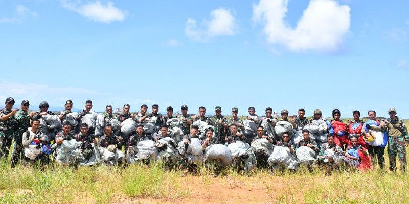 Prajurit Yontaifib 3 Marinir Melakukan Latihan Terjun Tempur