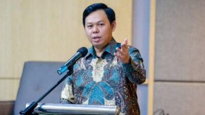 Sultan Menyayangkan Panelis Debat Pilpres Tidak Mengkritisi Batas Maksimal Jabatan Ketua Parpol