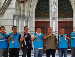 PLN Siagakan Listrik Berlapis dan Petugas di Gereja untuk Membuat Natal Lebih Indah