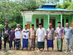 PT PELNI Memasok 500 Bibit Pohon Coklat ke DKM Masjid Abdullah Narut Parek Manggarai Barat NTT