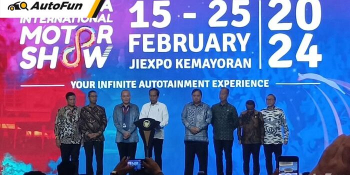 Presiden Jokowi Menekankan Pentingnya Masa Depan Industri Otomotif Indonesia saat Membuka IIMS 2024
