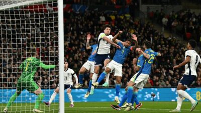 – Debut Kobbie Mainoo dan Torehan Istimewa Endrick Setelah Inggris Tumbang dari Brasil di Wembley
– Inggris Kalah dari Brasil di Wembley: Debut Mainoo dan Performa Gemilang Endrick
– Fakta Menarik Pasca Inggris Dikalahkan oleh Brasil di Wembley: Penampilan Debut Kobbie Mainoo dan Endrick yang Luar Biasa