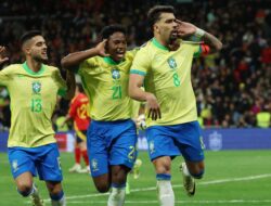 Gambar: Pertandingan Spanyol Vs Brasil Penuh Gol Berakhir dengan Skor Imbang