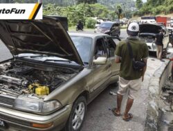 Jangan Sekali-Kali Membuka Tutup Mesin Saat Mobil Parkir Setelah Perjalanan Jauh, Bahaya!