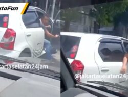 Aksi Koboi Jalanan Pengemudi Toyota Etios Valco Viral karena Hanya Menggunakan Pistol Korek Api