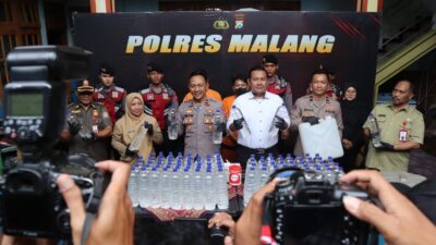 Pabrik Miras Ilegal di Malang Beroperasi Selama 1,5 Tahun, Produksi 500 Liter Per Hari