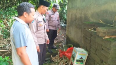 Warga Blitar Terkejut Temukan Belasan Kotak Amal di Dekat Sungai, Ternyata