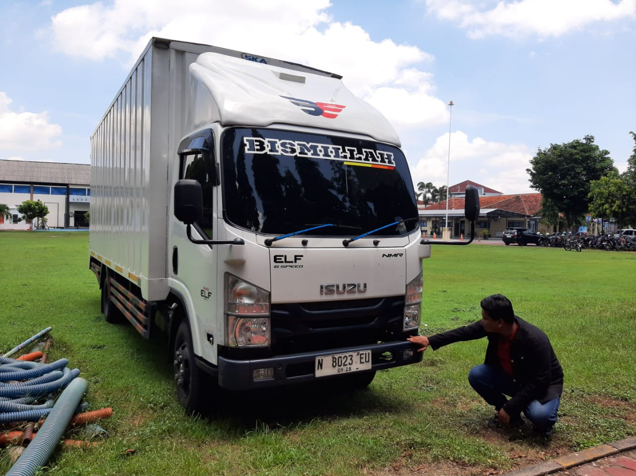 1. 9 Pelaku Pembajakan Truk Rokok di Madiun Dibekuk, Ini Tindakan Mereka
2. Polisi Tangkap 9 Pelaku Pembajakan Truk Rokok di Madiun, Ini Profil Mereka
3. Terungkap! 9 Pelaku Pembajakan Truk Rokok di Madiun Ditangkap, Ini Perannya