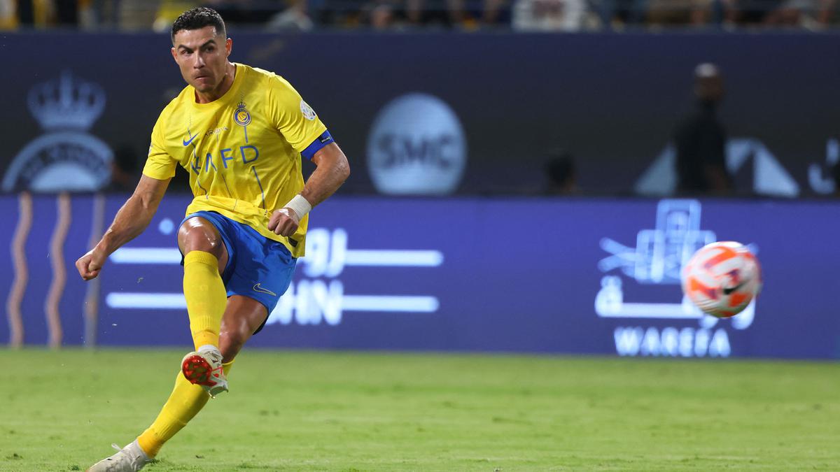 Cristiano Ronaldo Hattrick Lagi saat Al Nassr Pesta 8 Gol Tanpa Balas dalam Hasil Liga Arab Saudi