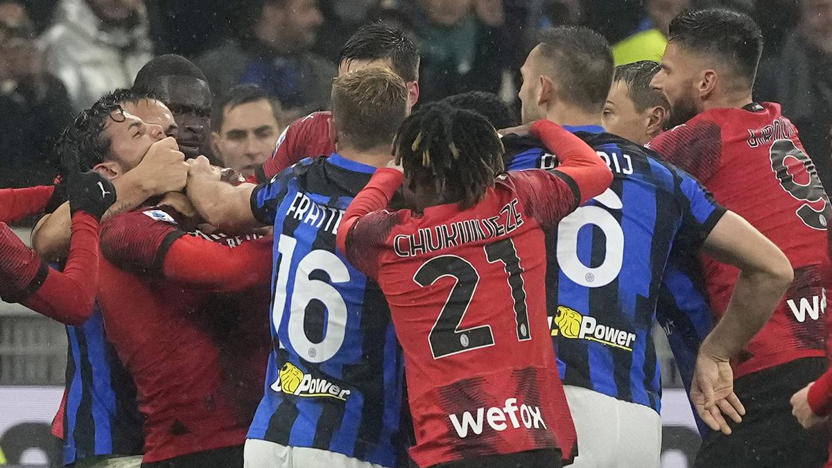 Foto: Kepanasan Derby Della Madonnina ke-239: Inter Milan Raih Gelar Liga Italia ke-20 dalam Sejarahnya