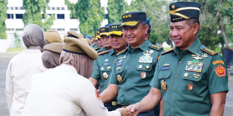 Acara Apel Khusus dan Halal Bihalal bersama Panglima TNI di Mabes TNI