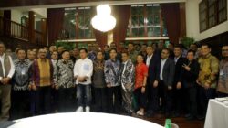 Prabowo Mengumpulkan Tim Advokat Setelah Keputusan Mahkamah Konstitusi, Mengucapkan Terima Kasih