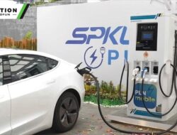 PLN Siapkan 2.000 SPKLU di Tiang Listrik untuk Daftar Lokasi Charging Station Mobil Listrik di Indonesia