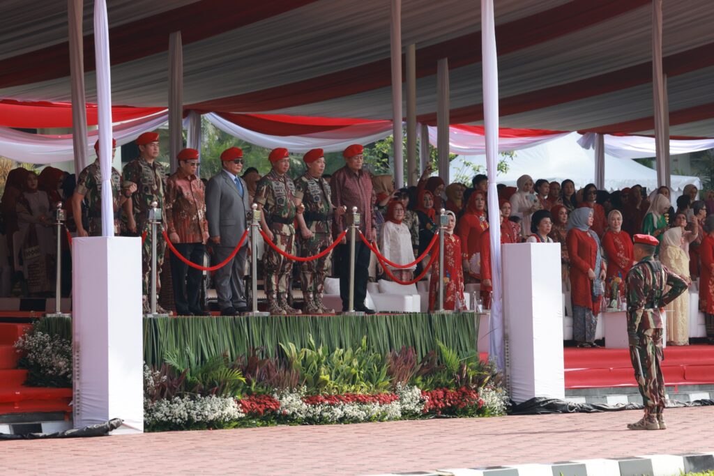 Hadirnya Pak Prabowo di HUT ke-72 Kopassus: Tepuk Tangan Meriah Sambutannya