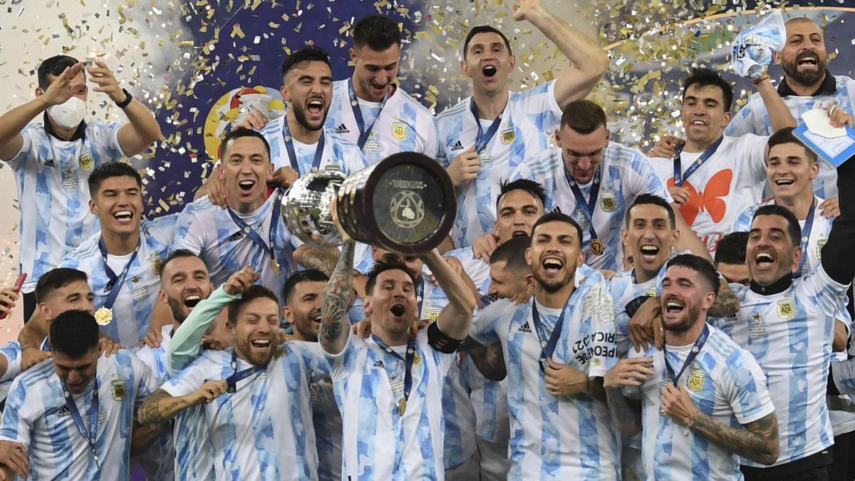 Lionel Messi dan Misi Ambisius Sabet 3 Gelar Bergengsi Beruntun dengan Argentina: Makin Lengkap Dong Lemari Pialanya La Pulga