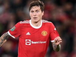 Ketimbang Jadi Ban Serep di MU, Victor Lindelof Digoda Jose Mourinho untuk Gabung Fenerbahce