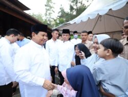 Prabowo Subianto Laksanakan Sholat Iduladha 1445 H di Masjid Nurul Wathan Hambalang
