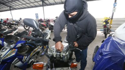 Motor Pelajar Asal Driyorejo Dirampas Orang Tak Dikenal, Modusnya Begini