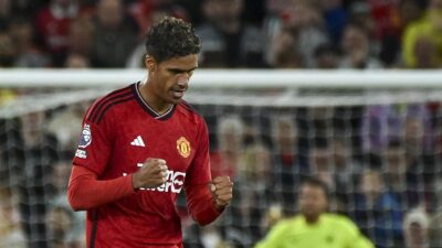 Tinggalkan MU, Raphael Varane Mencapai Kesepakatan untuk Gabung Como di Italia