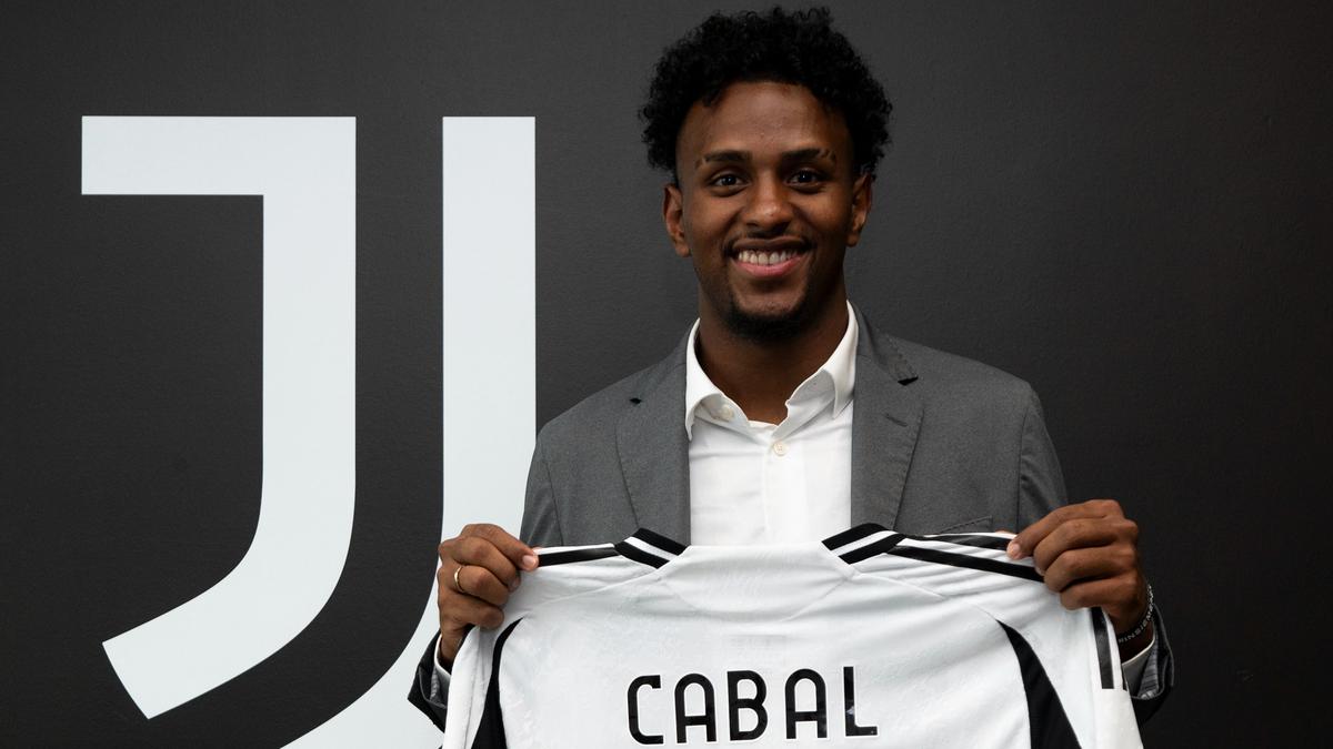 Resmi Berseragam Juventus, Juan Cabal: Mimpi Jadi Nyata! Waktu Kecil Cuma Pakai Jersey yang KW