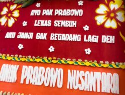 Dukungan untuk Pak Prabowo Pasca Operasi di RSPPN Bintaro, Warga Masyarakat Kirimkan Karangan Bunga