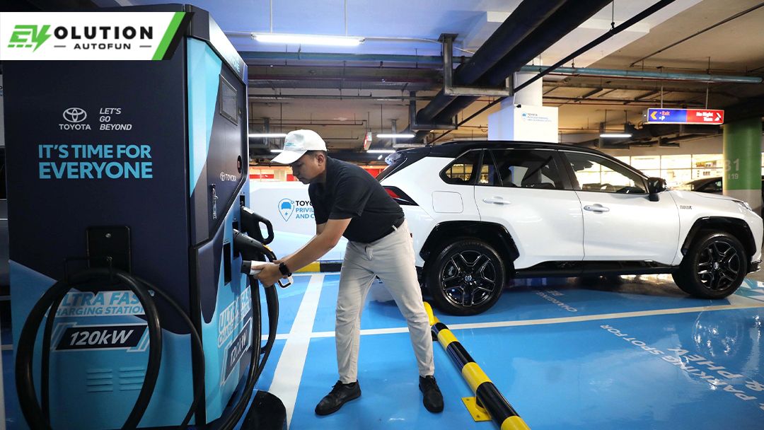 Toyota Tambah Pengisian Daya Ultra Fast Chaging di Gandaria City Mall