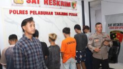 Lagi, Polisi Tangkap 6 Anggota Gangster di Jalan Kalianak Surabaya Bawa Sajam