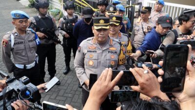 Geledah Rumah Terduga Teroris 7 Jam di Batu, Polisi Temukan Bahan-bahan Peledak