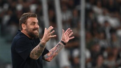 2 Legenda AS Roma Panas! Francesco Totti Kritik Daniele De Rossi, Disebut Jadi Kambing Hitam Hasil Buruk Tim Awal Musim