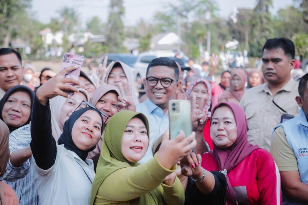 Kampanye di Malingping, Andra Soni Pastikan Cilangkahan Jadi DOB