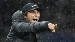 Antonio Conte Diprediksi Mengangkat Trofi bersama Napoli Musim Ini