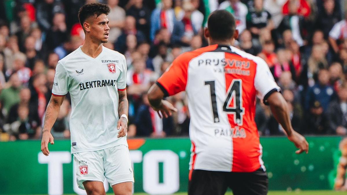 Statistik Mees Hilgers Saat FC Twente Takluk dari Feyenoord di Liga Belanda: Selanjutnya Debut Bareng Timnas Indonesia Nih